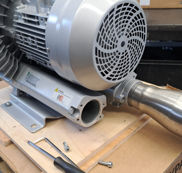 PETAINER podtlaková doprava materiálů včetně filtrace